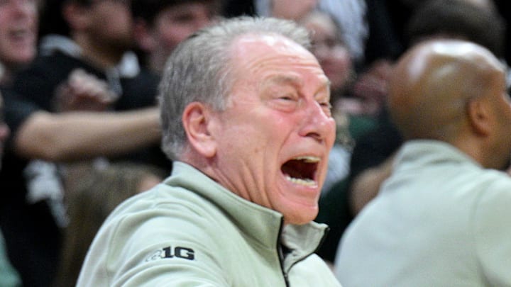 Jan 5, 2026; East Lansing, Michigan, USA; Michigan State Spartans head coach Tom Izzo sends in a play against the Southern California Trojans during the first half at Jack Breslin Student Events Center. Mandatory Credit: Dale Young-Imagn Images Jan 5, 2026; East Lansing, Michigan, USA; Michigan State Spartans head coach Tom Izzo sends in a play against the Southern California Trojans during the first half at Jack Breslin Student Events Center. Mandatory Credit: Dale Young-Imagn Images