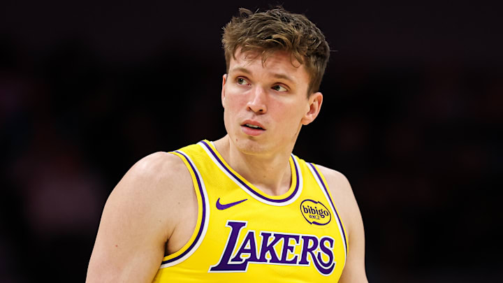 Los Angeles Lakers v Charlotte Hornets Los Angeles Lakers v Charlotte Hornets