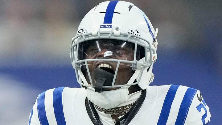 Indianapolis Colts cornerback Kenny Moore II 