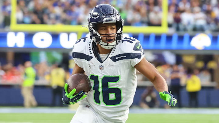 `’Jan 5, 2025; Inglewood, California, USA;  Seattle Seahawks Wide Receiver Tyler Lockett 
(16) runs down the field baseline at SoFi Stadium for the Seattle Seahawks at Los Angeles Rams Week 18 matchup. Mandatory Credit: William Navarro-Imagn Images
