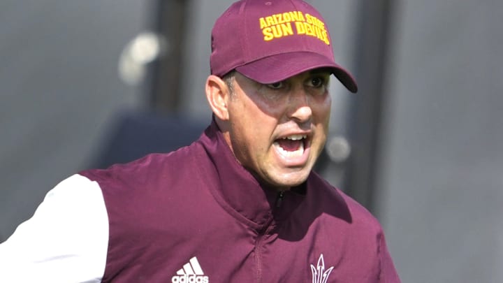 Arizona State Sun Devils TE coach Jason Mohns instructs his players during spring football practice at the Kajikawa practice fields in Tempe on March 16, 2023.

Ncaa Football Asu Spring Football Practice