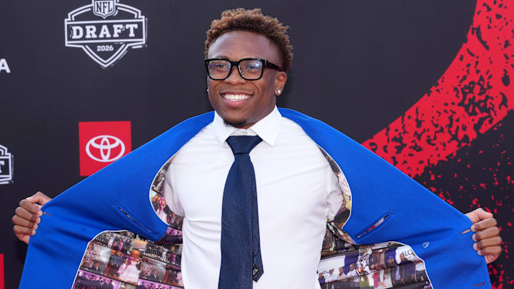 Apr 23, 2026; Pittsburgh, PA, USA; Tennessee Volunteers defensive back Colton Hood poses on the red carpet before the 2026 NFL Draft at Point State Park. Mandatory Credit: Kirby Lee-Imagn Images