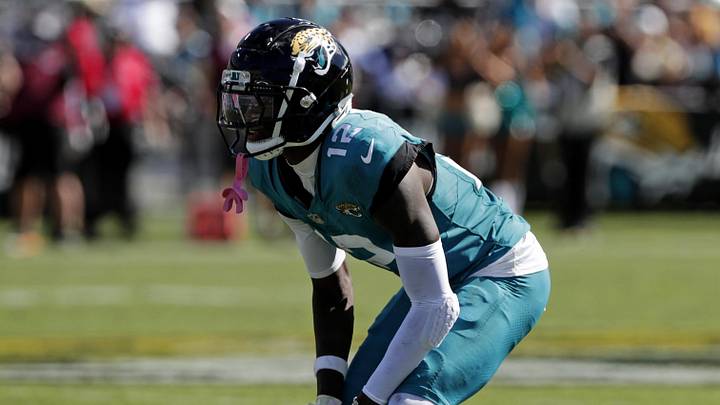 Oct 12, 2025; Jacksonville, Florida, USA; Jacksonville Jaguars wide receiver Travis Hunter (12) reacts after a play during the second half against the Seattle Seahawks at EverBank Stadium. Mandatory Credit: Travis Register-Imagn Images Oct 12, 2025; Jacksonville, Florida, USA; Jacksonville Jaguars wide receiver Travis Hunter (12) reacts after a play during the second half against the Seattle Seahawks at EverBank Stadium. Mandatory Credit: Travis Register-Imagn Images