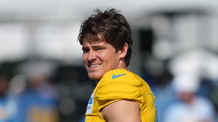 Aug 7, 2025; El Segundo, CA, USA; Los Angeles Chargers quarterback Justin Herbert (10) reacts during training camp at The Bolt. Mandatory Credit: Kirby Lee-Imagn Images Aug 7, 2025; El Segundo, CA, USA; Los Angeles Chargers quarterback Justin Herbert (10) reacts during training camp at The Bolt. Mandatory Credit: Kirby Lee-Imagn Images