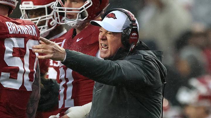 Nov 29, 2025; Fayetteville, Arkansas, USA; Arkansas Razorbacks interim head coach Bobby Petrino argues a call during the second quarter against the Missouri Tigers at Donald W. Reynolds Razorback Stadium. Mandatory Credit: Nelson Chenault-Imagn Images Nov 29, 2025; Fayetteville, Arkansas, USA; Arkansas Razorbacks interim head coach Bobby Petrino argues a call during the second quarter against the Missouri Tigers at Donald W. Reynolds Razorback Stadium. Mandatory Credit: Nelson Chenault-Imagn Images