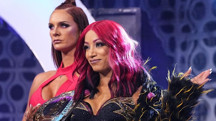 Mercedes Moné heads to the ring on the (8/14) episode of AEW Dynamite