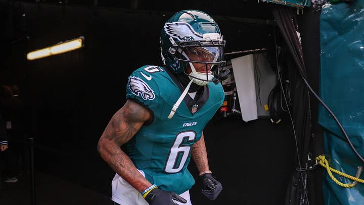 Philadelphia Eagles wide receiver Devonta Smith (6) runs onto the field before the game against the Las Vegas Raiders at Lincoln Financial Field. Philadelphia Eagles wide receiver Devonta Smith (6) runs onto the field before the game against the Las Vegas Raiders at Lincoln Financial Field.