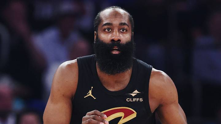 Cleveland Cavaliers v New York Knicks - Game One