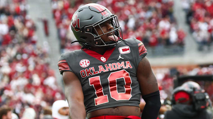 Oklahoma linebacker Kip Lewis