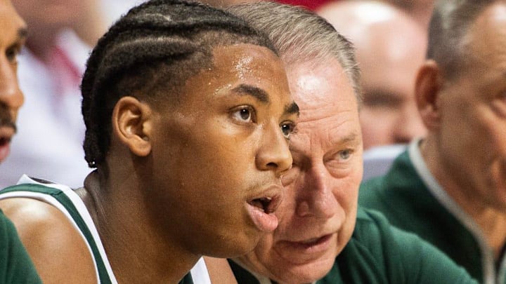 Michigan State Head Coach Tom Izzo talks with Jeremy Fears Jr. (1) during the Indiana versus Michigan State men's basketball game at Simon Skjodt Assembly Hall on Sunday, March 1, 2026.