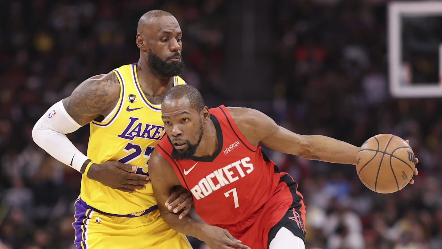 Lakers Monitoring Kevin Durant’s Status Ahead of Game 1 vs. Rockets
