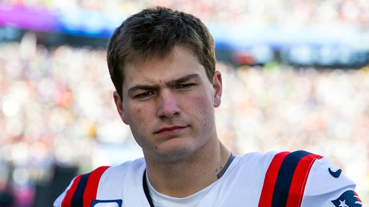 New England Patriots quarterback Drake Maye (10).
