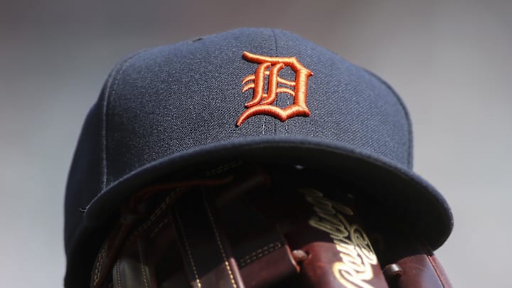 Detroit Tigers hat and glove Detroit Tigers hat and glove