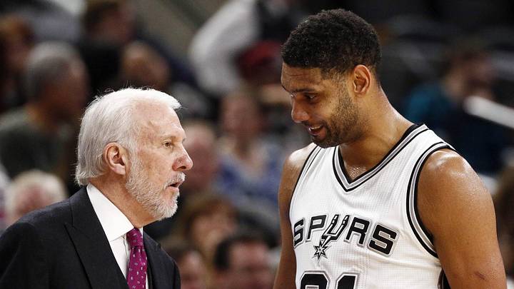 Dec 2, 2015; San Antonio, TX, USA; San Antonio Spurs head coach Gregg Popovich talks with power forward Tim Duncan (21) during the second half against the Milwaukee Bucks at AT&T Center. Mandatory Credit: Soobum Im-Imagn Images