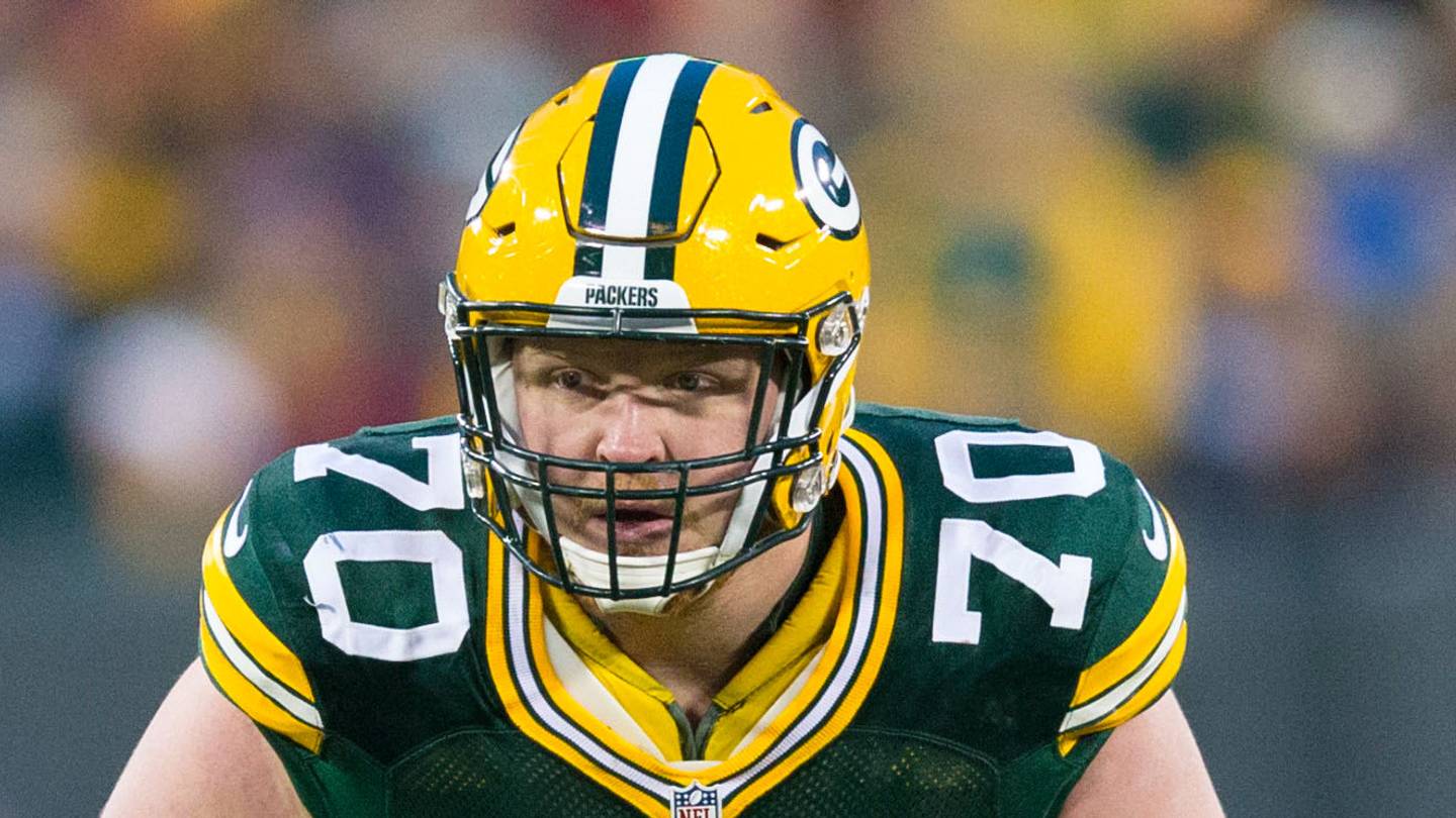 Best Green Bay Packers player to wear No. 70 was a reliable blocker for Aaron Rodgers