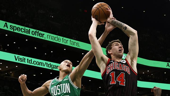 Oct 26, 2026; Boston, Massachusetts, USA; Boston Celtics guard Jordan Walsh (27) fouls Chicago Bulls forward Matas Buzelis (14) as he tries to get a shot off during the first quarter at TD Garden. Mandatory Credit: Winslow Townson-Imagn Images Oct 26, 2026; Boston, Massachusetts, USA; Boston Celtics guard Jordan Walsh (27) fouls Chicago Bulls forward Matas Buzelis (14) as he tries to get a shot off during the first quarter at TD Garden. Mandatory Credit: Winslow Townson-Imagn Images