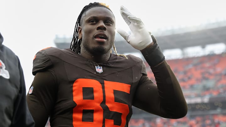 Dec 7, 2025; Cleveland, Ohio, USA; Cleveland Browns tight end David Njoku (85) walks off the field after the game against the Tennessee Titans at Huntington Bank Field. Mandatory Credit: Scott Galvin-Imagn Images