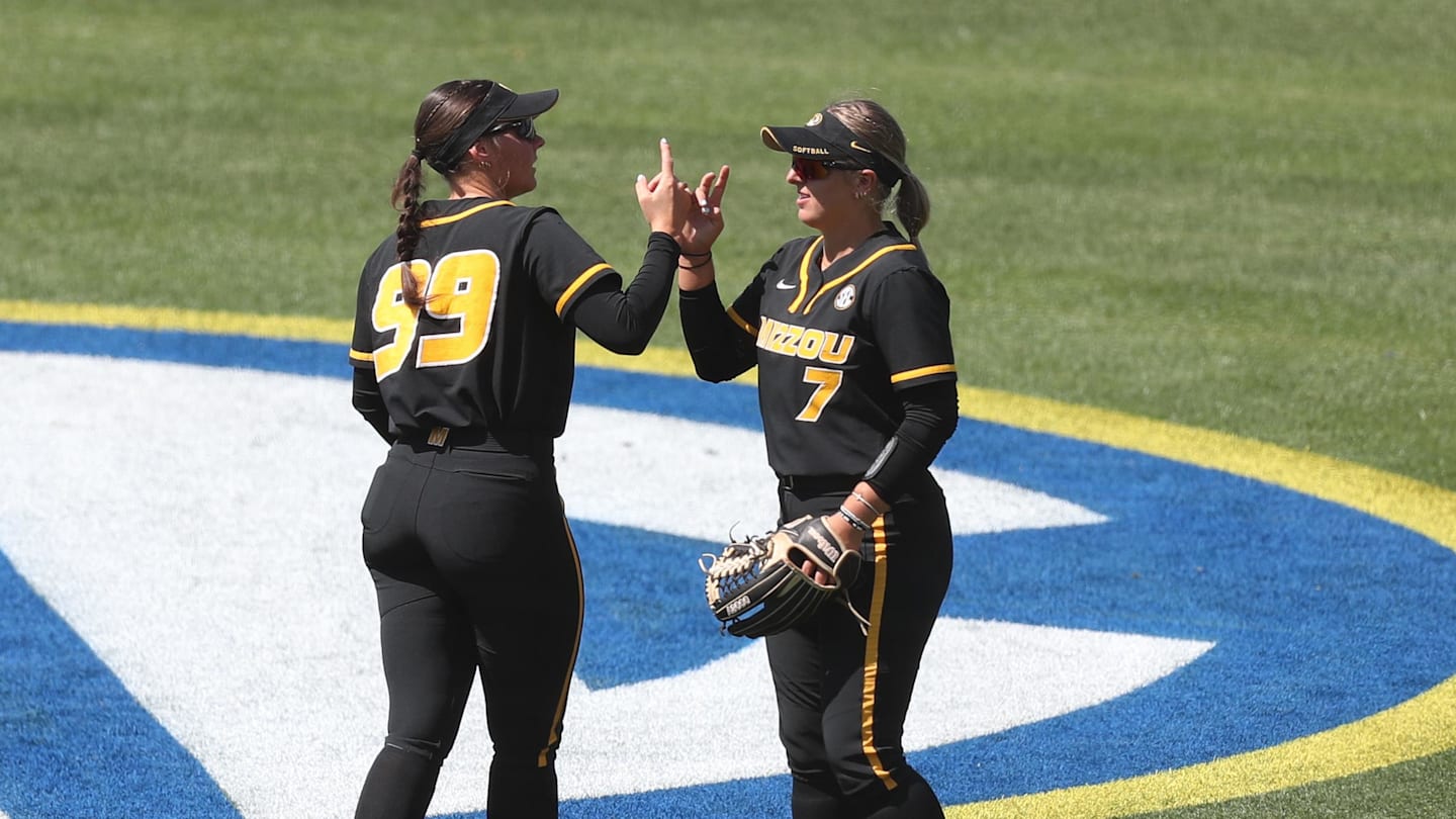 Missouri Softball Drops Second Game of Florida Series: The Buzz