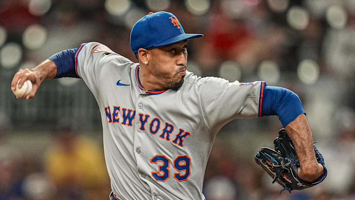 New York Mets relief pitcher Edwin Diaz (39) pitches on August 23, 2025 New York Mets relief pitcher Edwin Diaz (39) pitches on August 23, 2025