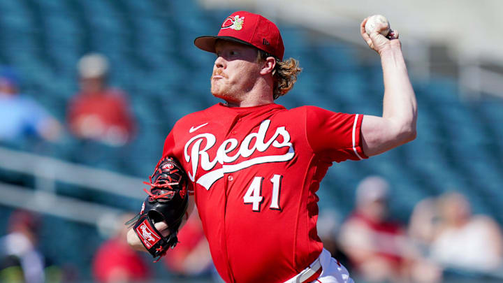 Cincinnati Reds pitcher Andrew Abbott (41) throws 