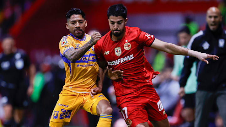 Javier Aquino y Mauricio Isais durante la fase regular Javier Aquino y Mauricio Isais durante la fase regular