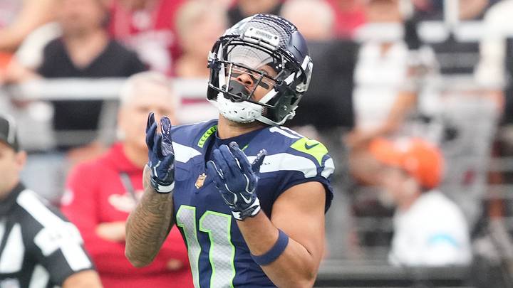Sep 20, 2026; Glendale, Arizona, USA; Seattle Seahawks wide receiver Jaxon Smith-Njigba (11) catches the ball for a touchdown in the first quarter against the Arizona Cardinals at State Farm Stadium. Mandatory Credit: Joe Camporeale-Imagn Images Sep 20, 2026; Glendale, Arizona, USA; Seattle Seahawks wide receiver Jaxon Smith-Njigba (11) catches the ball for a touchdown in the first quarter against the Arizona Cardinals at State Farm Stadium. Mandatory Credit: Joe Camporeale-Imagn Images