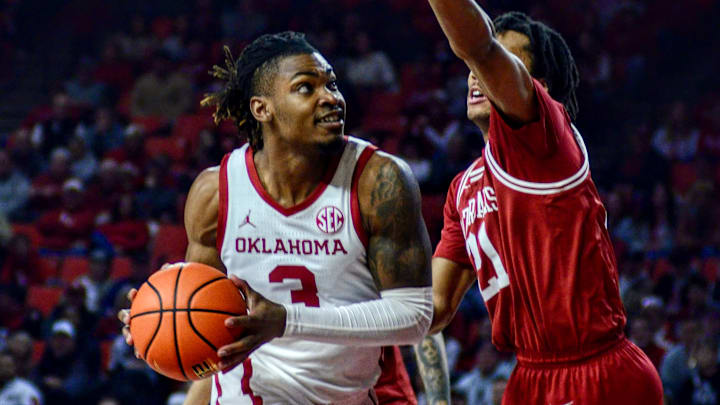Oklahoma guard Jeff Nwankwo drives against Arkansas. Oklahoma guard Jeff Nwankwo drives against Arkansas.