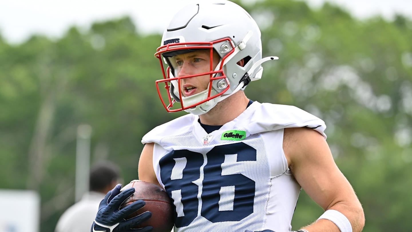 Patriots have a looming roster battle fans didn't ask for (but should not ignore)