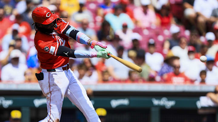 Aug 17, 2025; Cincinnati, Ohio, USA; Cincinnati Reds shortstop Elly De La Cruz (44) hits a single in the first inning against the Milwaukee Brewers at Great American Ball Park. Mandatory Credit: Katie Stratman-Imagn Images Aug 17, 2025; Cincinnati, Ohio, USA; Cincinnati Reds shortstop Elly De La Cruz (44) hits a single in the first inning against the Milwaukee Brewers at Great American Ball Park. Mandatory Credit: Katie Stratman-Imagn Images