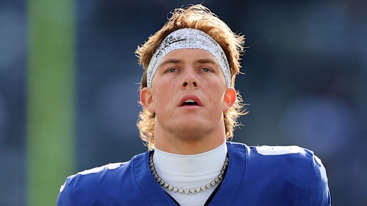 Dec 21, 2025; East Rutherford, New Jersey, USA; New York Giants quarterback Jaxson Dart (6) practices  before the game against the Minnesota Vikings at MetLife Stadium.  