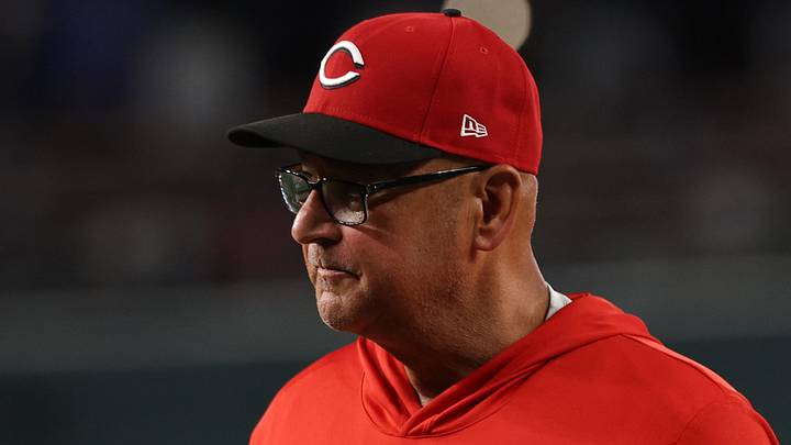Cincinnati Reds manager Terry Francona (77) walks back to the dugout