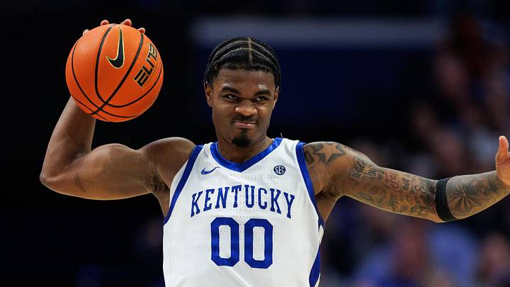 Feb 17, 2026; Lexington, Kentucky, USA; Kentucky Wildcats guard Otega Oweh (00) reacts after a possession during the second half against the Georgia Bulldogs at Rupp Arena at Central Bank Center. Mandatory Credit: Jordan Prather-Imagn Images