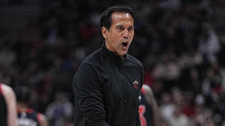 Miami Heat head coach Erik Spoelstra reacts (Mandatory Credit: John E. Sokolowski-Imagn Images)