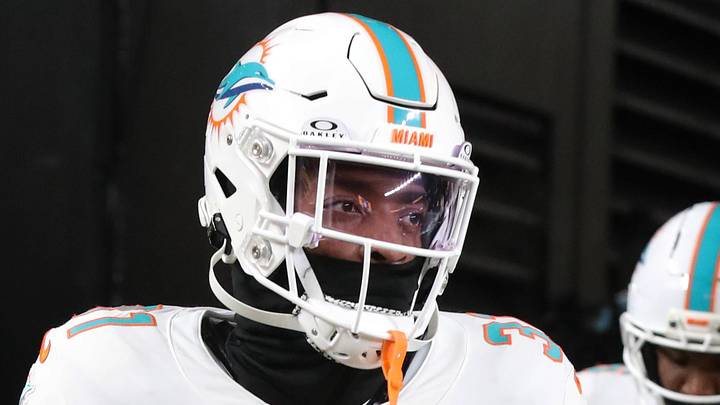 Miami Dolphins running back Ollie Gordon II Miami Dolphins running back Ollie Gordon II