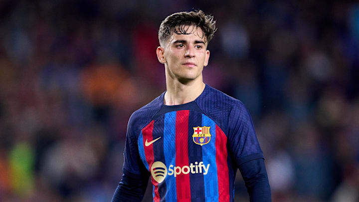 Gavi se unió al FC Barcelona cuando era un niño y en 2022 firmó su contrato siendo mayor de edad