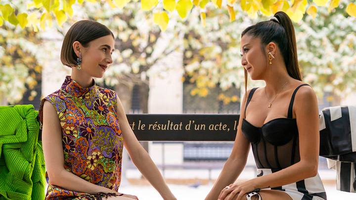 Emily in Paris. (L to R) Lily Collins as Emily, Ashley Park as Mindy in Emily in Paris Emily in Paris. (L to R) Lily Collins as Emily, Ashley Park as Mindy in Emily in Paris