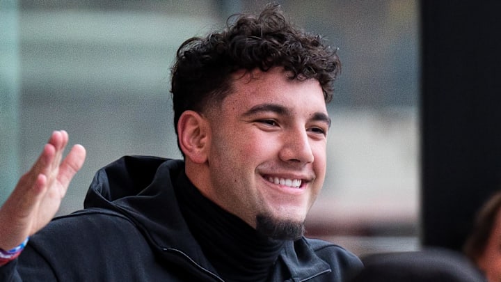 dylan raiola oregon ducks football nebraska cornhuskers dan lanning autzen stadium dante moore recruiting transfer portal 