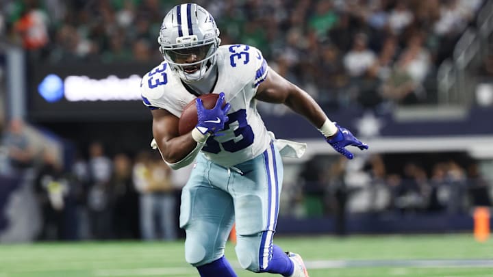 Dallas Cowboys running back Javonte Williams runs with the ball in the second quarter against the Philadelphia Eagles.