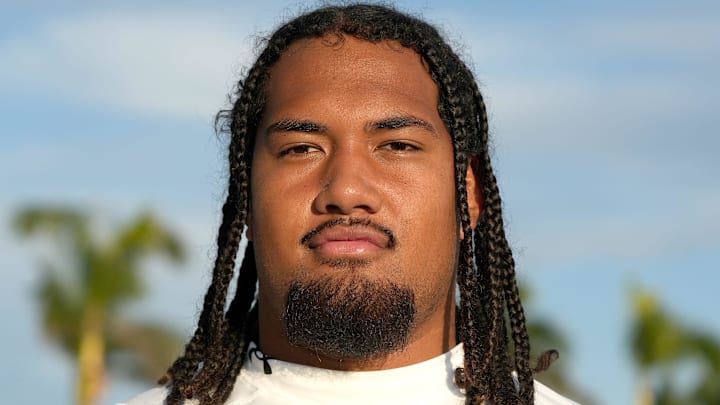 (#44) Keenyi Pepe, OL, 6'7, 330 pounds, for the white team, Class of 2026, during IMG's Academy Pro Day held at IMG's football field in Bradenton, FL on Thursday, Feb, 27, 2025. (#44) Keenyi Pepe, OL, 6'7, 330 pounds, for the white team, Class of 2026, during IMG's Academy Pro Day held at IMG's football field in Bradenton, FL on Thursday, Feb, 27, 2025.