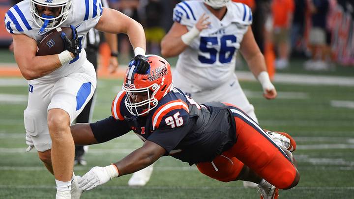 Sep 12, 2026; Champaign, Illinois, USA; Duke Blue Devils tight end Nate kurisky (44) slips the tackle of Illinois Fighting Illini defensive lineman Darrell Prater (96) during the second half at Gies Memorial Stadium. Mandatory Credit: Ron Johnson-Imagn Images Sep 12, 2026; Champaign, Illinois, USA; Duke Blue Devils tight end Nate kurisky (44) slips the tackle of Illinois Fighting Illini defensive lineman Darrell Prater (96) during the second half at Gies Memorial Stadium. Mandatory Credit: Ron Johnson-Imagn Images
