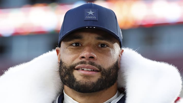  Dallas Cowboys quarterback Dak Prescott (4) 