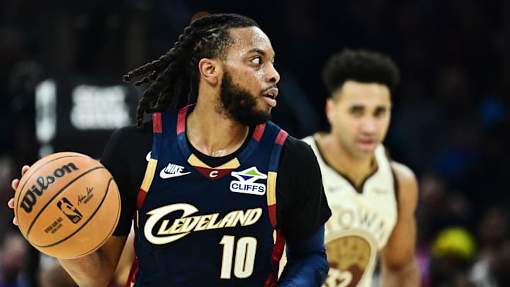 Dec 6, 2025; Cleveland, Ohio, USA; Cleveland Cavaliers guard Darius Garland (10) brings the ball up court against the Golden State Warriors during the first half at Rocket Arena. Mandatory Credit: Ken Blaze-Imagn Images Dec 6, 2025; Cleveland, Ohio, USA; Cleveland Cavaliers guard Darius Garland (10) brings the ball up court against the Golden State Warriors during the first half at Rocket Arena. Mandatory Credit: Ken Blaze-Imagn Images