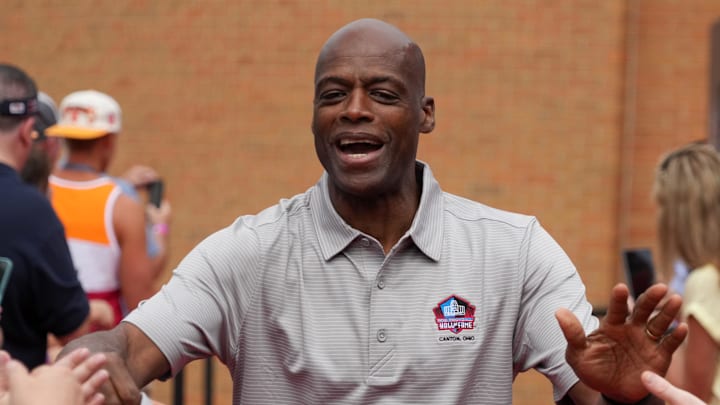 Aug 6, 2022; Canton, OH, USA; Darrell Green arrives on the red carpet during the Pro Football Hall of Fame Class of 2022 Enshrinement at Tom Benson Hallof Fame Stadium. Mandatory Credit: Kirby Lee-Imagn Images Aug 6, 2022; Canton, OH, USA; Darrell Green arrives on the red carpet during the Pro Football Hall of Fame Class of 2022 Enshrinement at Tom Benson Hallof Fame Stadium. Mandatory Credit: Kirby Lee-Imagn Images