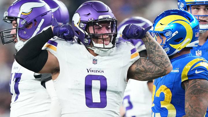It might be time for Vikings DC Brian Flores & Co. to break the shackles holding Ivan Pace Jr. down. 