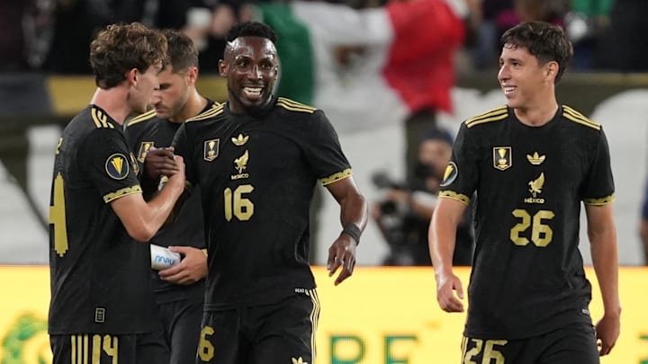 Mexico domiated Saudi Arabia in the Gold Cup quarterfinals.