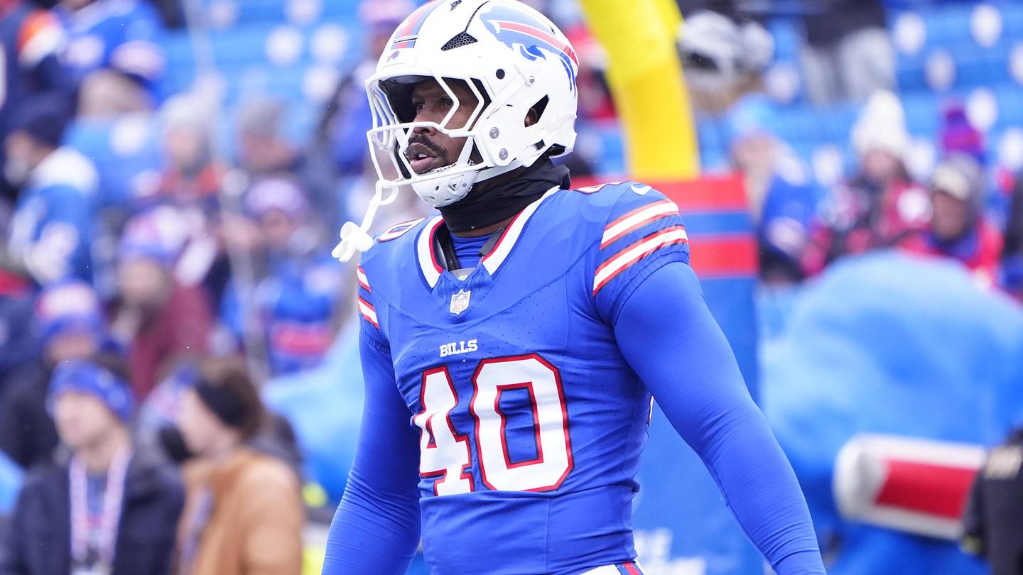 After Blockbuster NFL Trades, C.J. Gardner-Johnson Urges Bills to Sign Von Miller