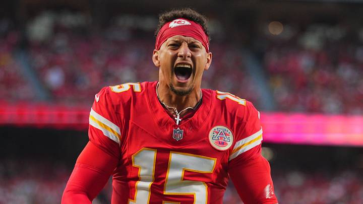 Kansas City Chiefs quarterback Patrick Mahomes (15) Kansas City Chiefs quarterback Patrick Mahomes (15)