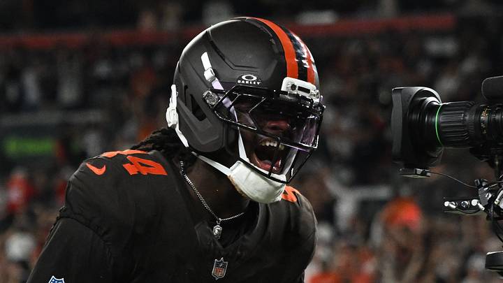 Cleveland Browns tight end Harold Fannin Jr.