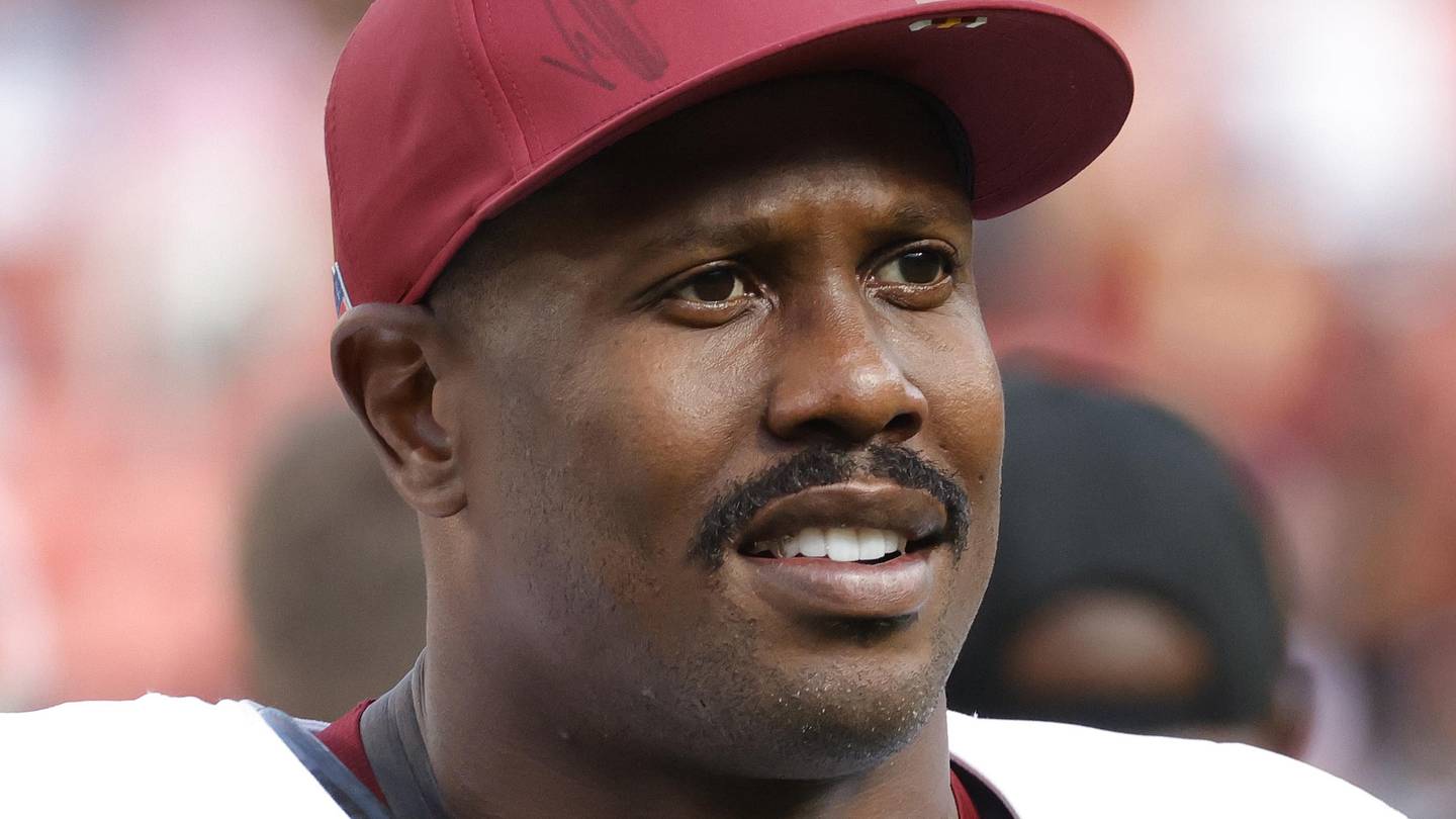 Von Miller could be the $5.8 million gamble Patriots can't ignore