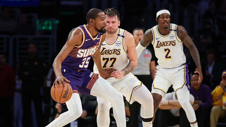 Según algunos medios, Kevin Durant podría pasar de Suns a Lakers en verano